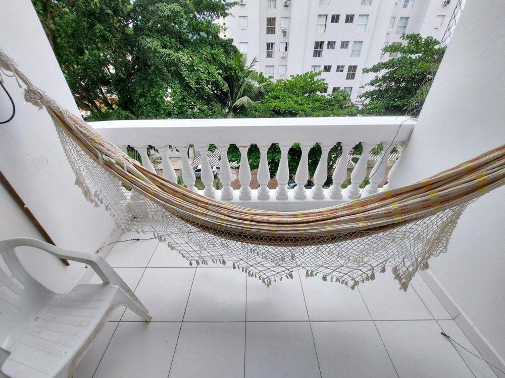 Ap 02 Dorms - Enseada - Com Sacada, Ar-Cond, Wi-Fi, 01 Vaga, Lado Praia Гуаружа Екстериор снимка